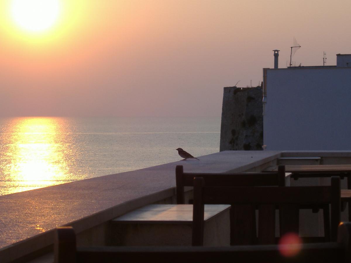 Rocca Sul Mare Hotel Весте Екстериор снимка